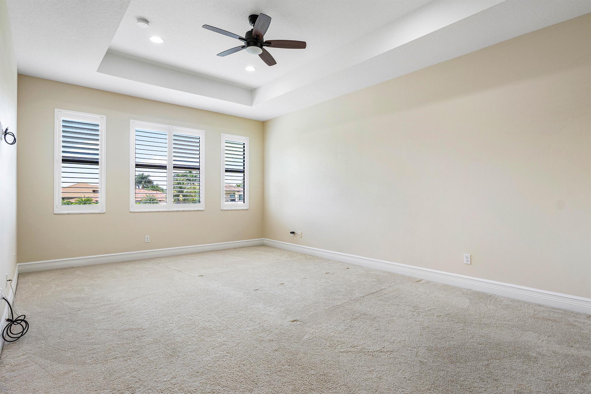 16849 Bridge Crossing Circle