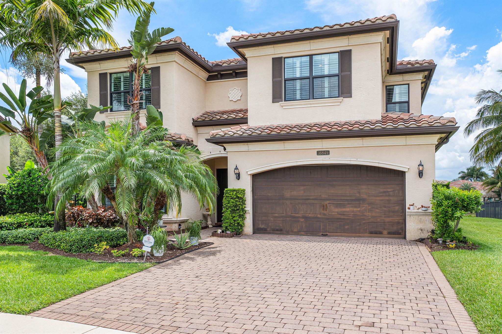 16849 Bridge Crossing Circle