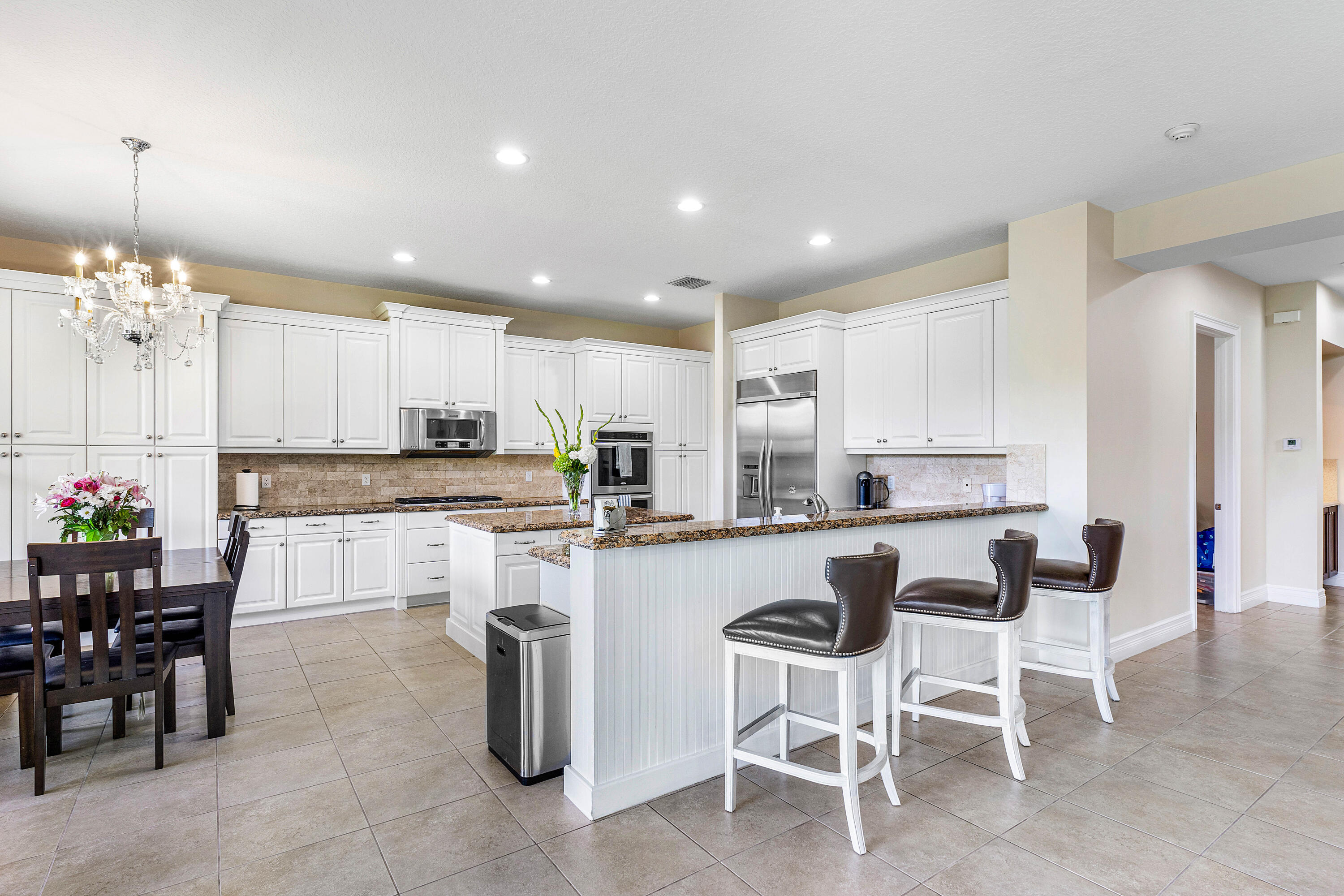 16849 Bridge Crossing Circle