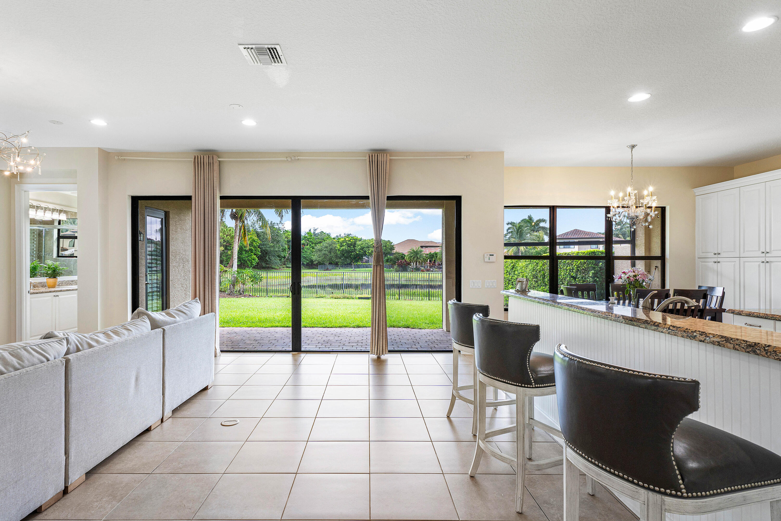 16849 Bridge Crossing Circle