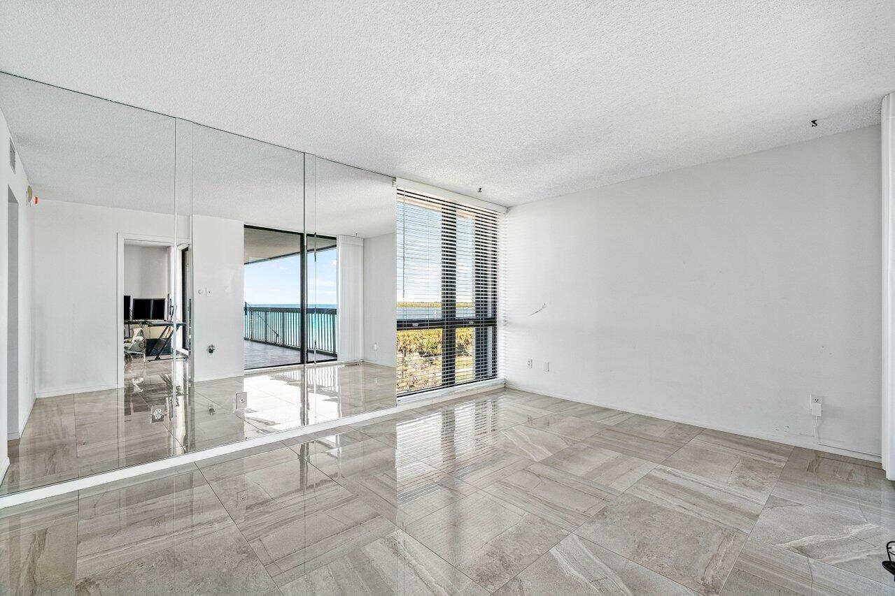 5380 N Ocean Drive 5g