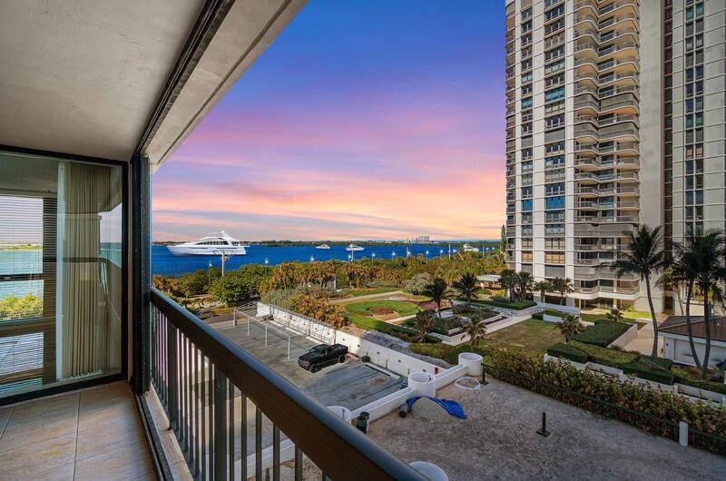 5380 N Ocean Drive 5g