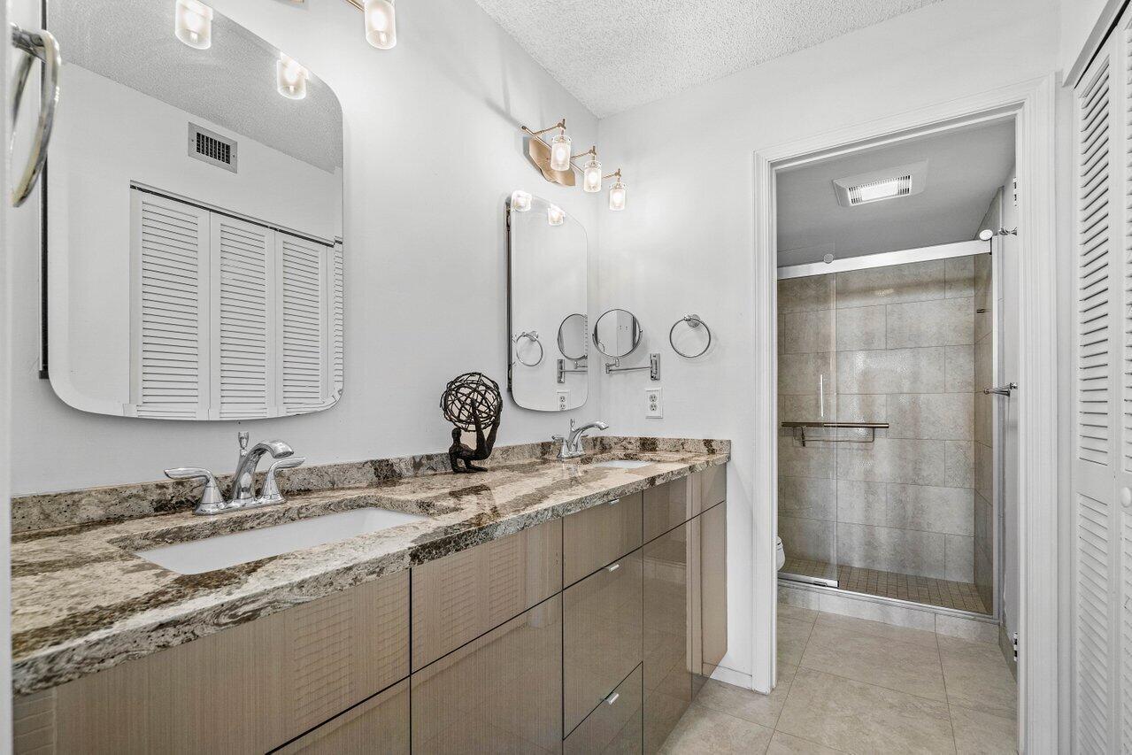 5380 N Ocean Drive 5g