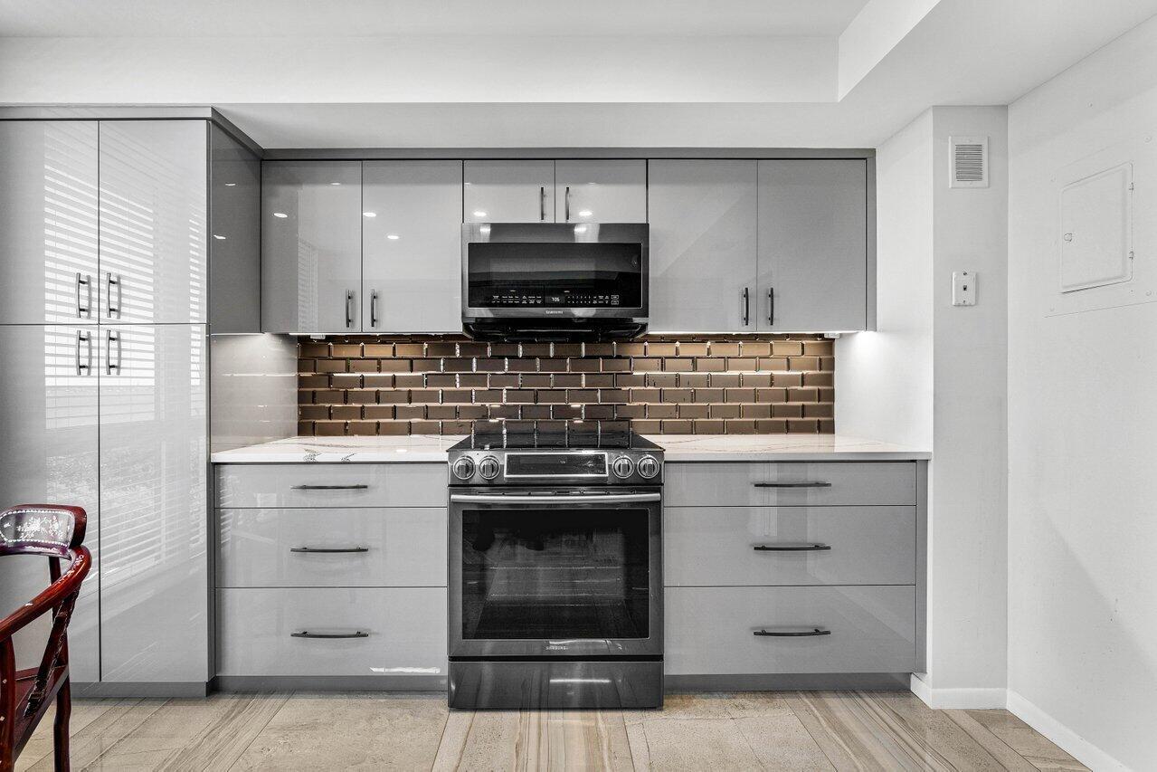 5380 N Ocean Drive 5g