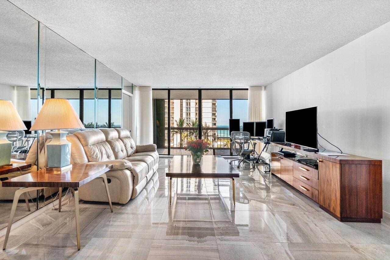 5380 N Ocean Drive 5g