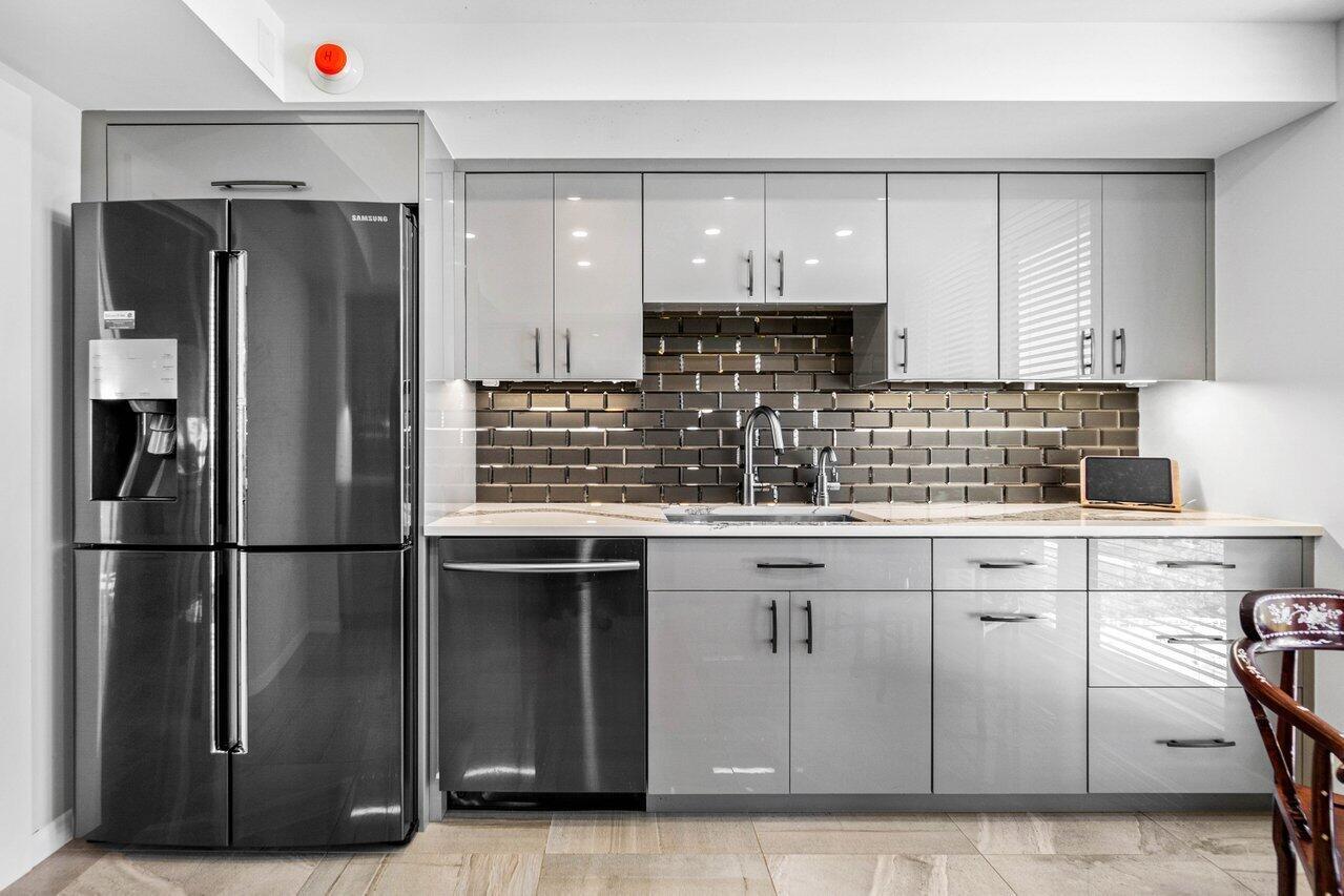 5380 N Ocean Drive 5g