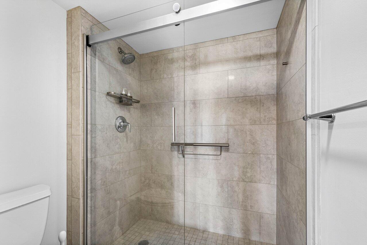 5380 N Ocean Drive 5g