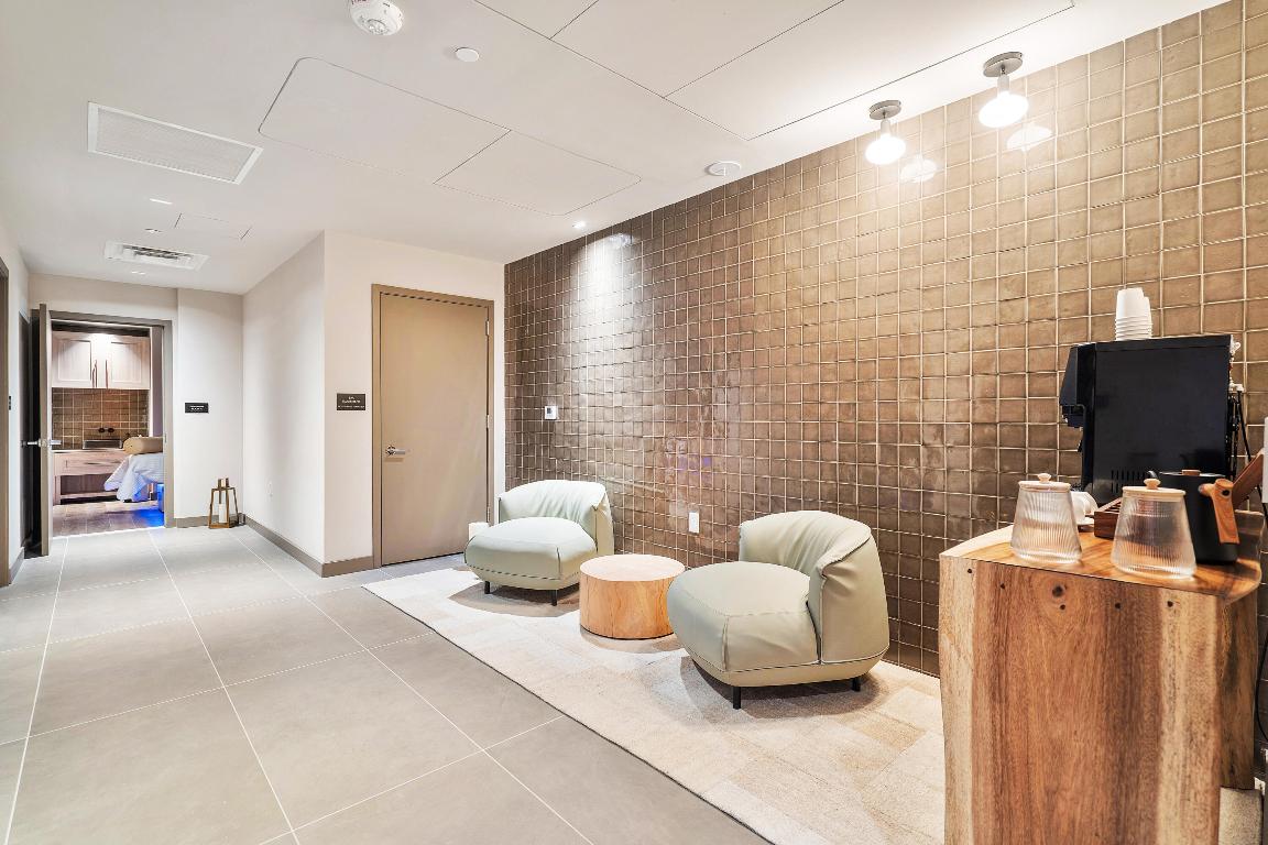 601 NE 1st Avenue 2707