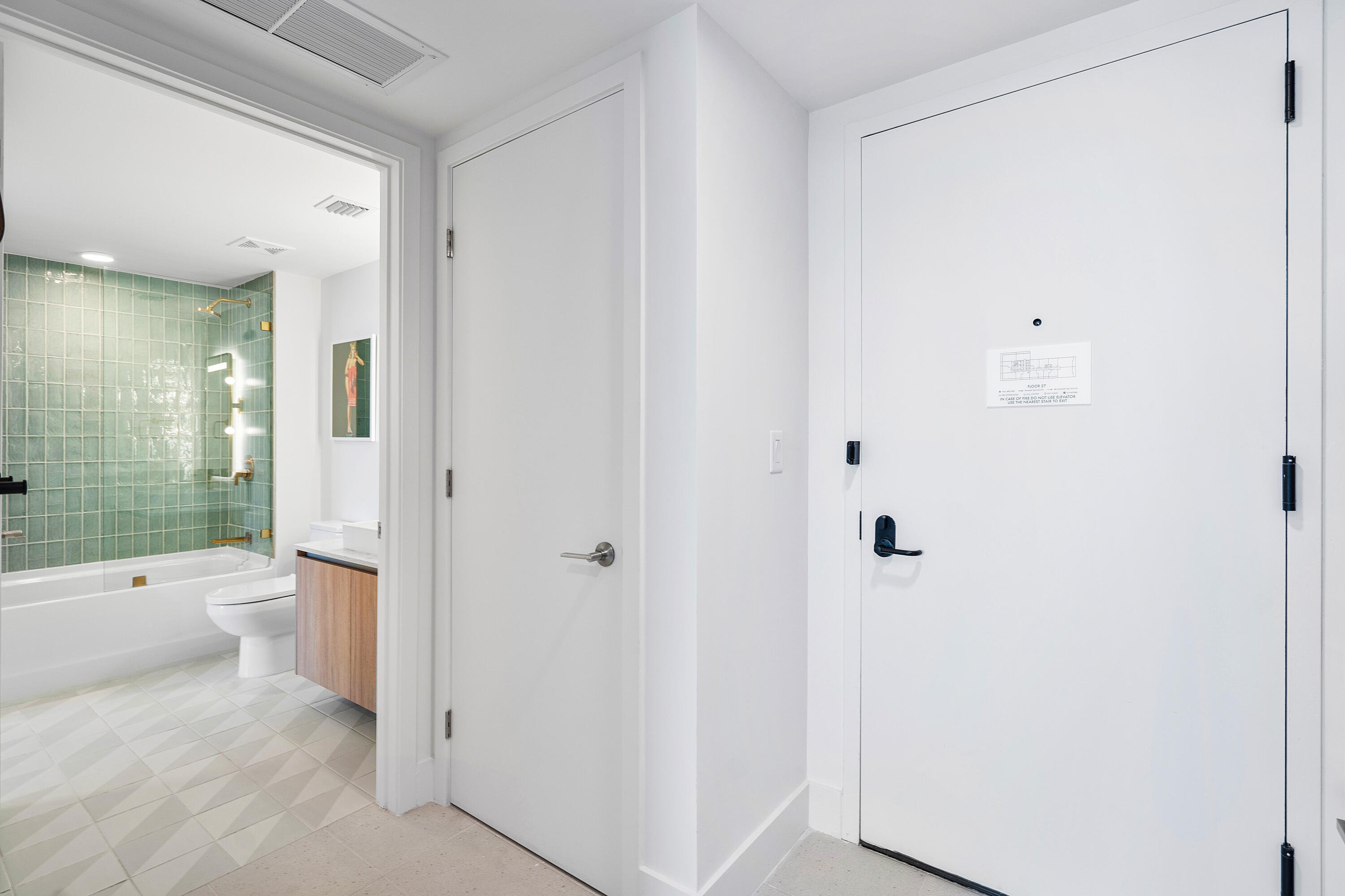 601 NE 1st Avenue 2707