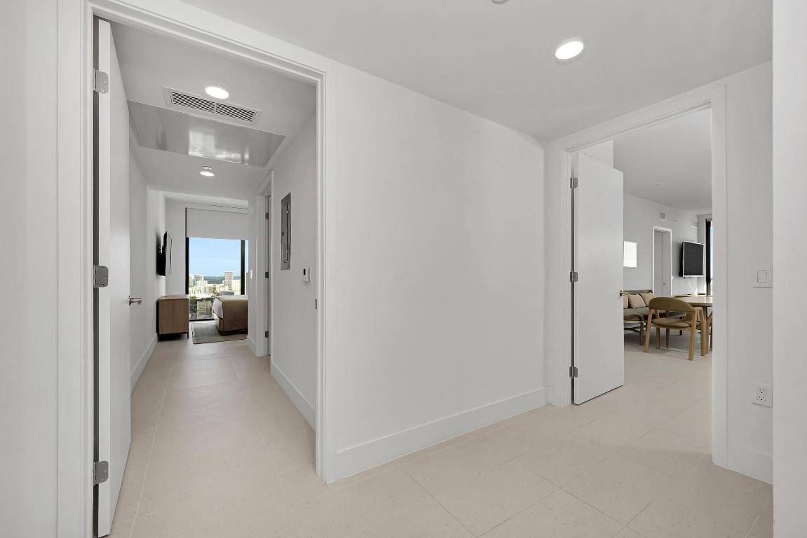 601 NE 1st Avenue 3315