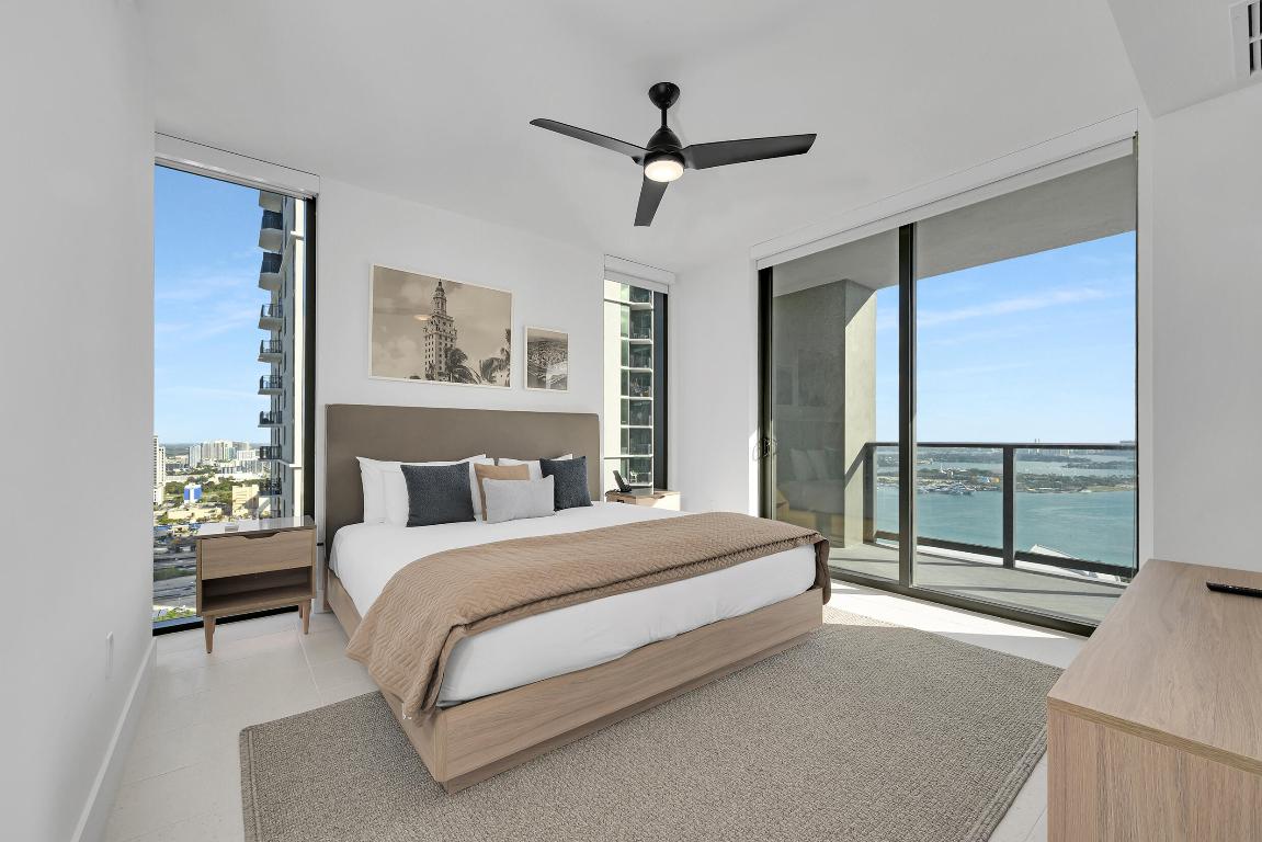 601 NE 1st Avenue 3315