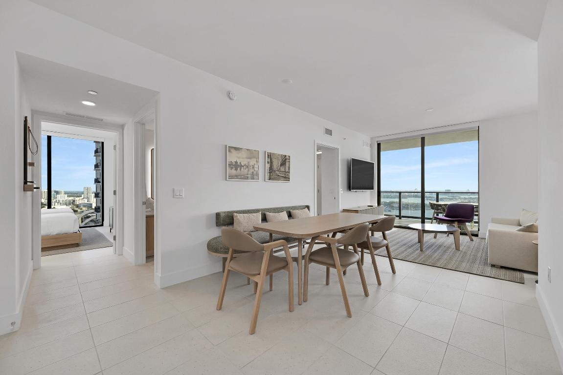 601 NE 1st Avenue 3315