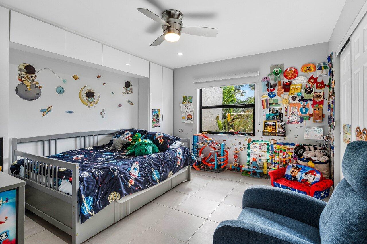 8427 Cypress Lane 10a