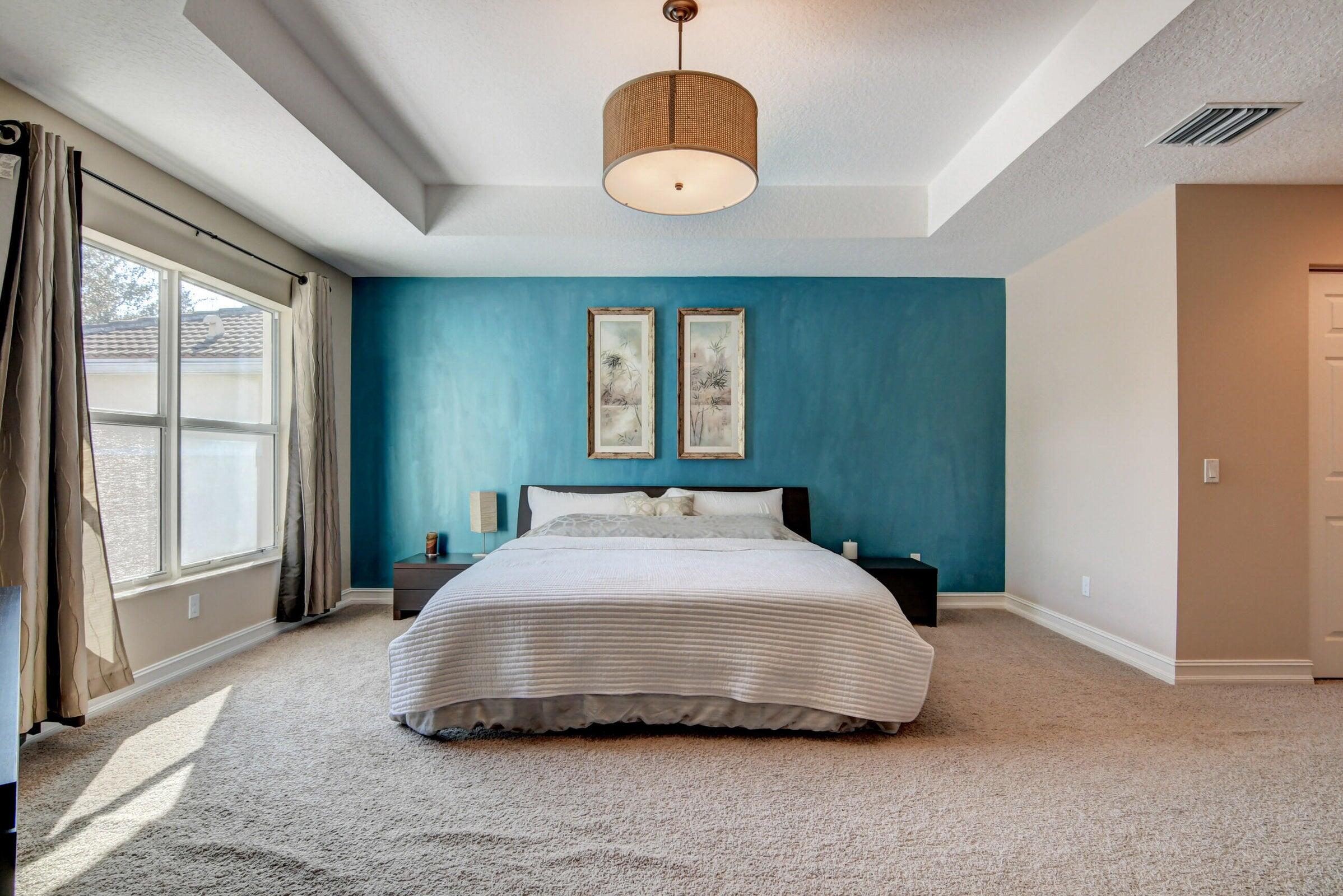 8135 Emerald Winds Circle