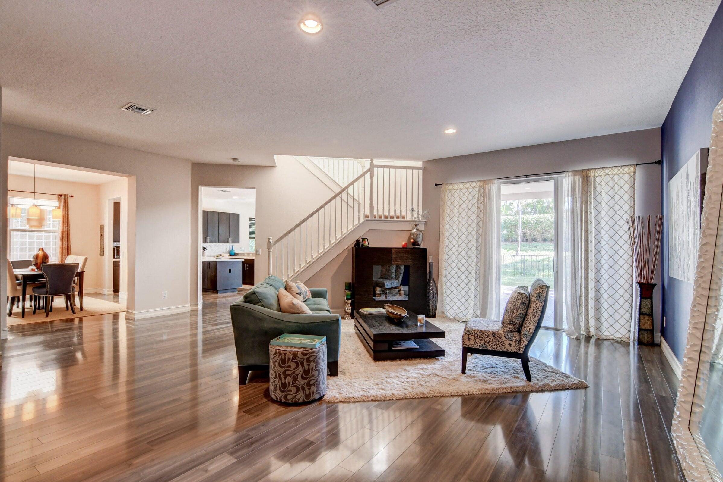 8135 Emerald Winds Circle