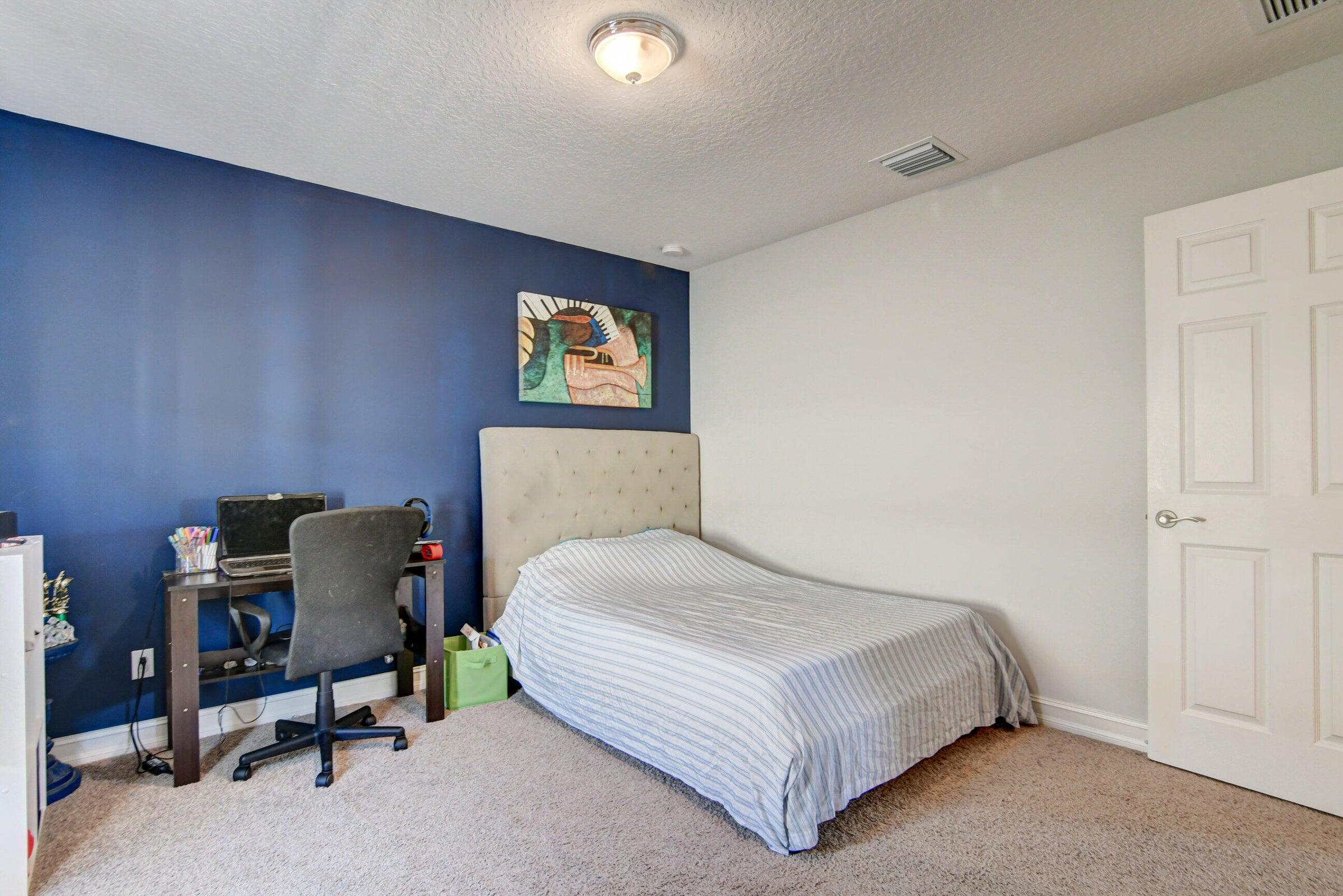 8135 Emerald Winds Circle