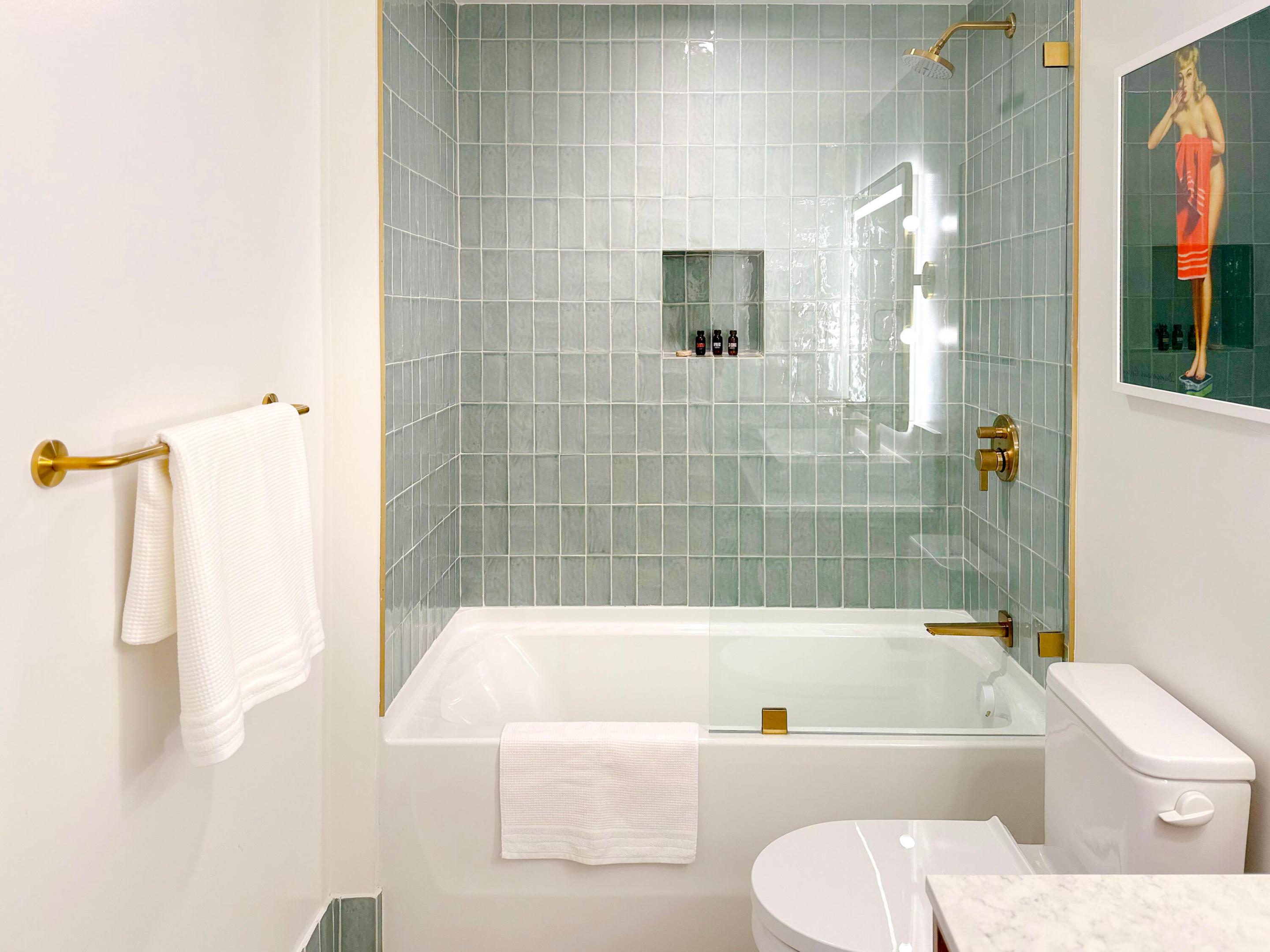 601 NE 1st Beach 2906