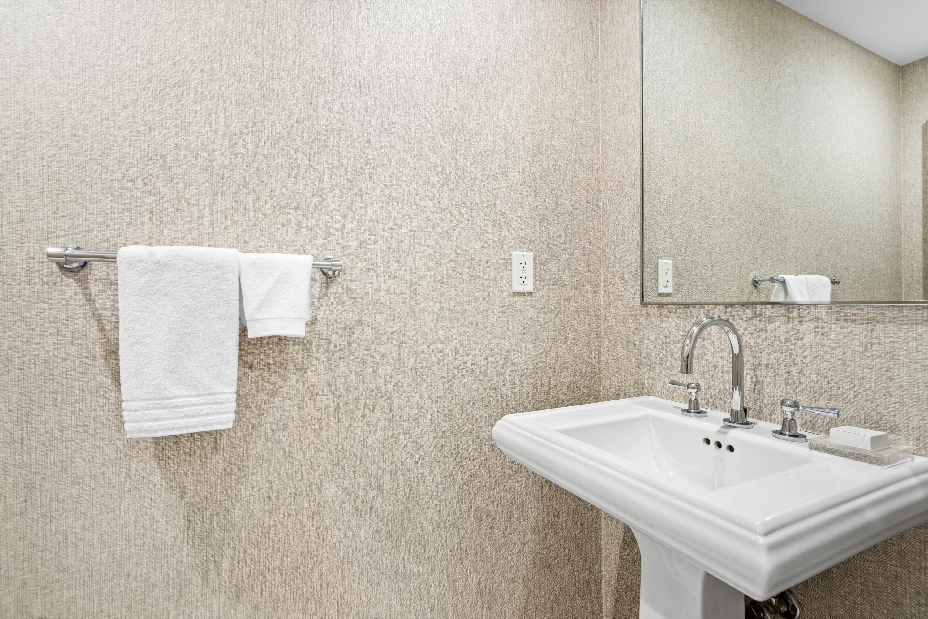 551 N Beach Boulevard H1603