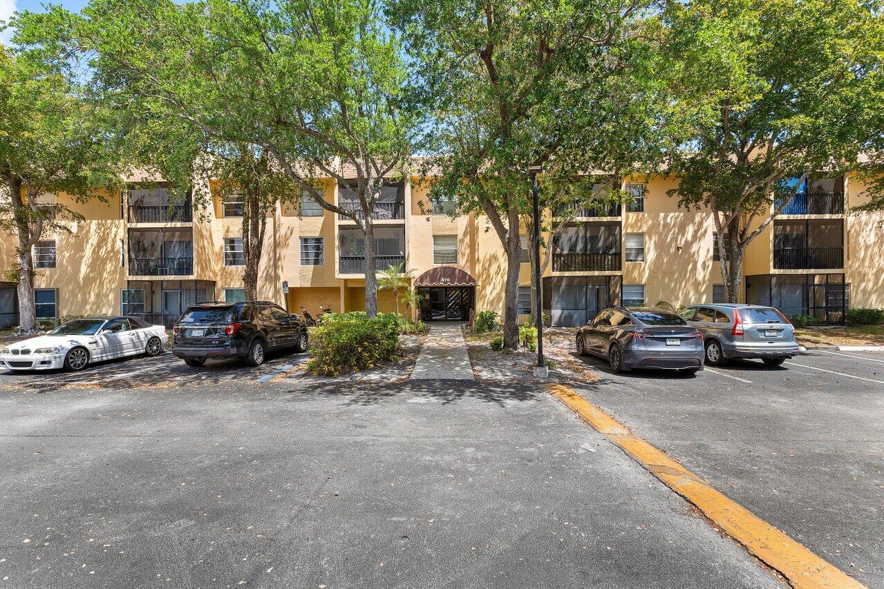 470 NW 20th Street 2110
