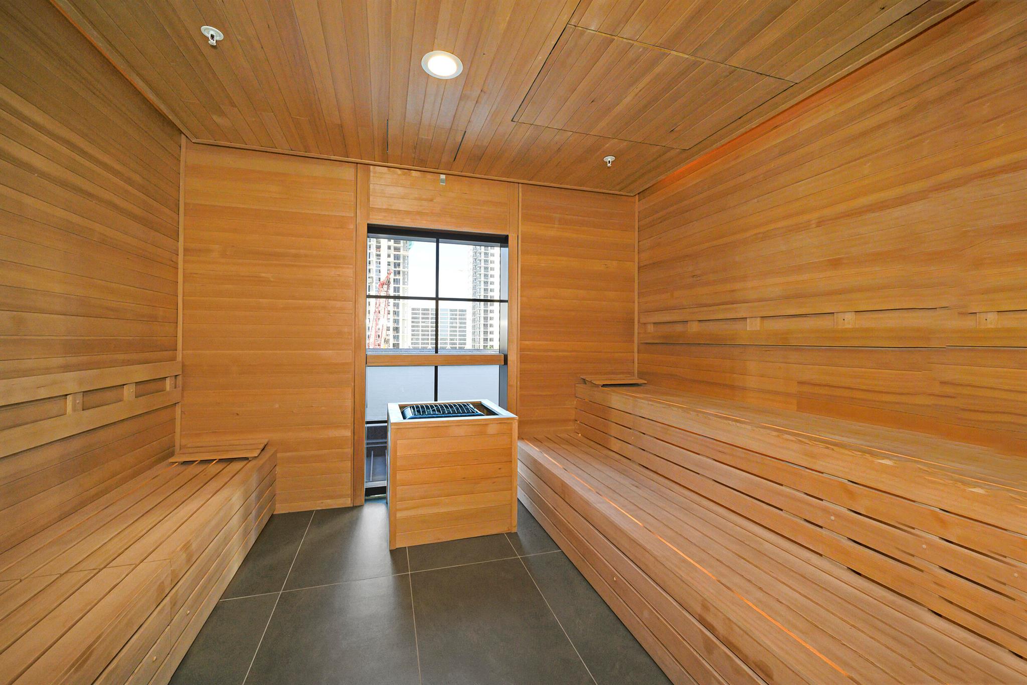 601 NE 1st Avenue 3905