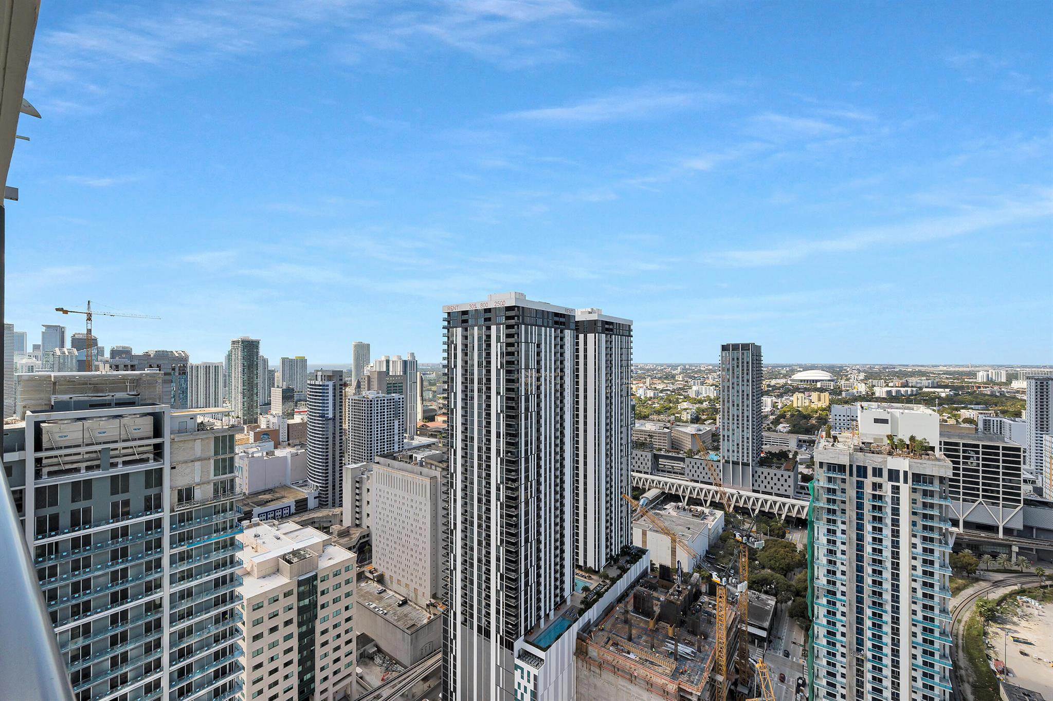 601 NE 1st Avenue 3905