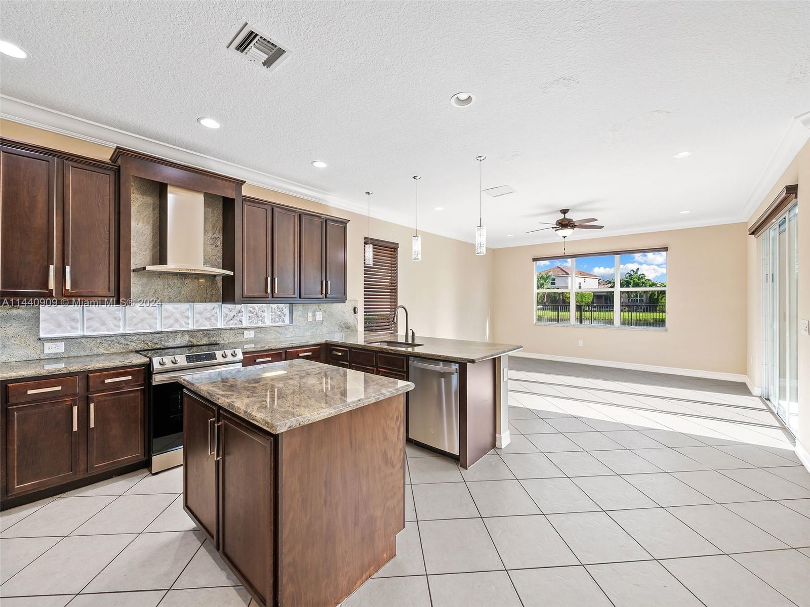 8256 Savara Streams Lane