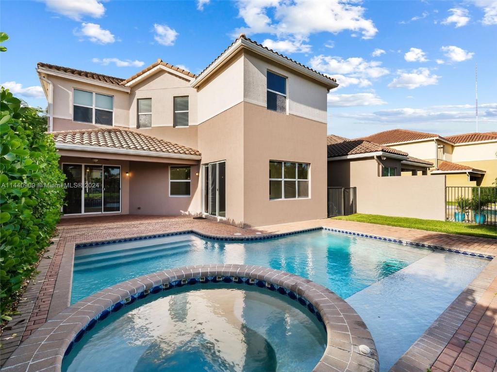 8256 Savara Streams Lane