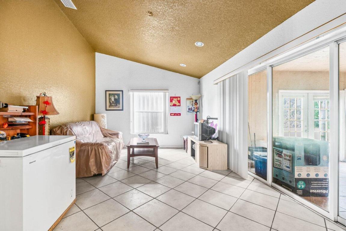 9023 Seminole Pratt Whitney Road