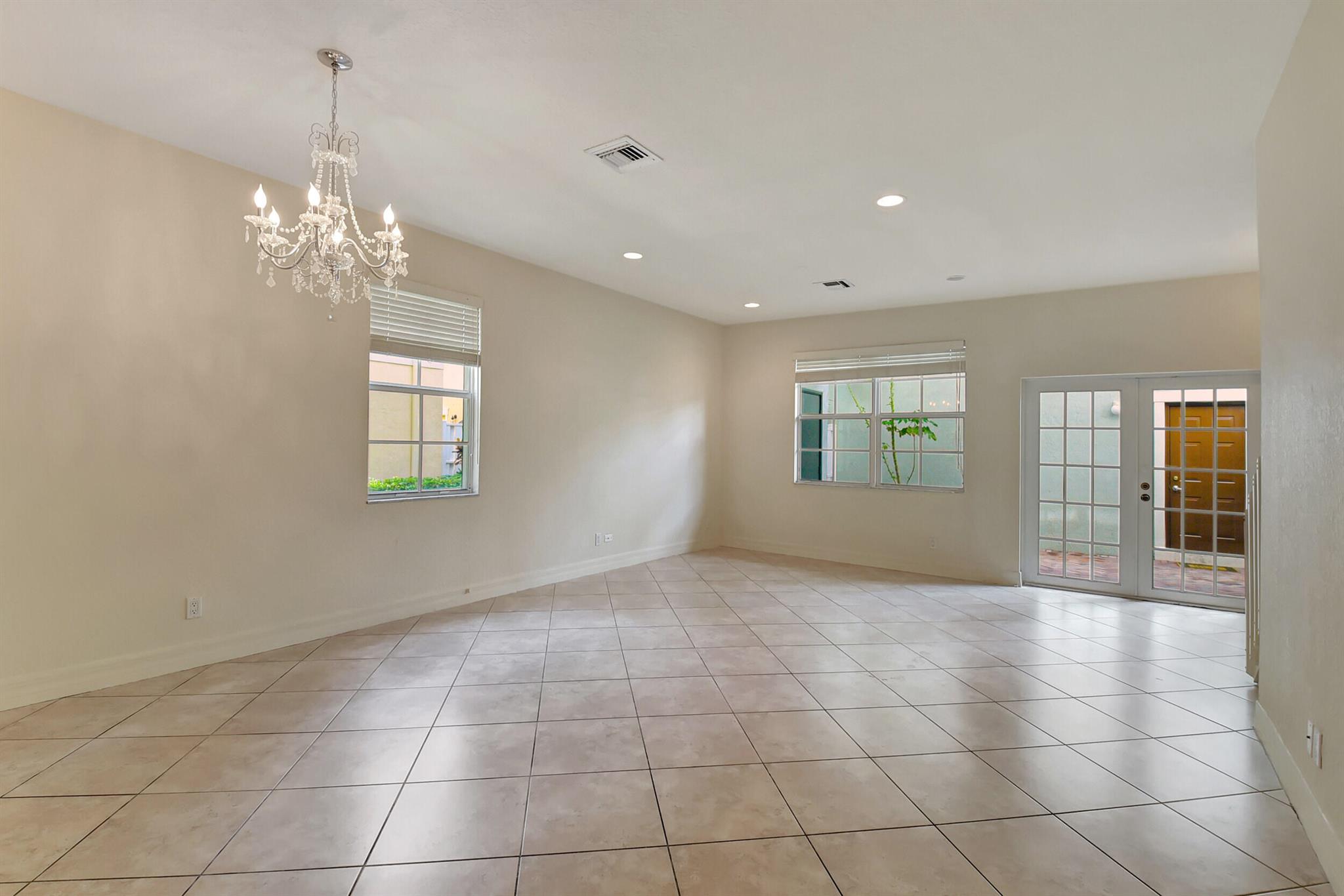 1125 NW 18th Avenue