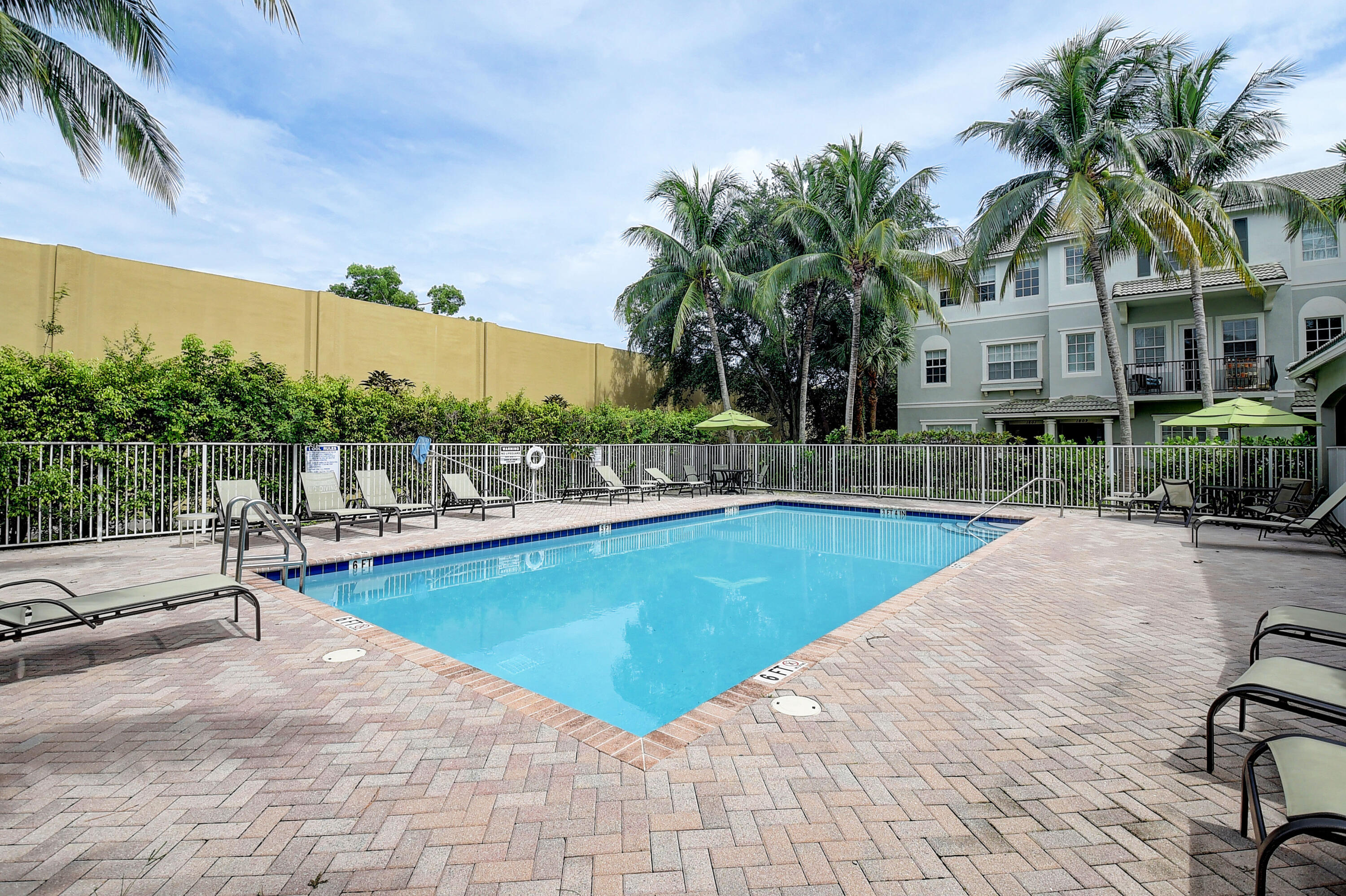 1125 NW 18th Avenue