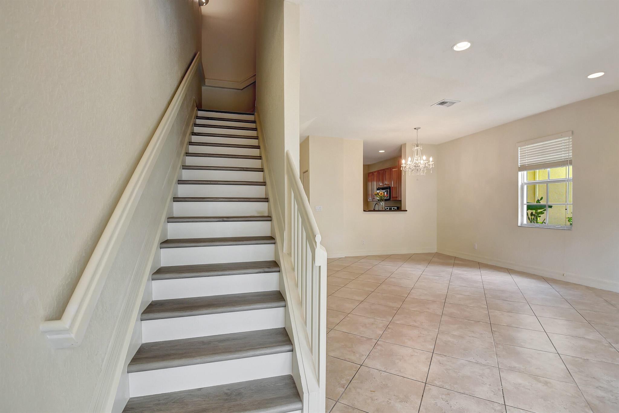 1125 NW 18th Avenue