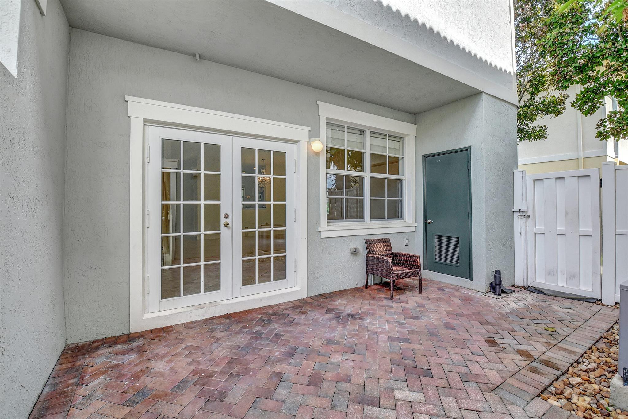 1125 NW 18th Avenue