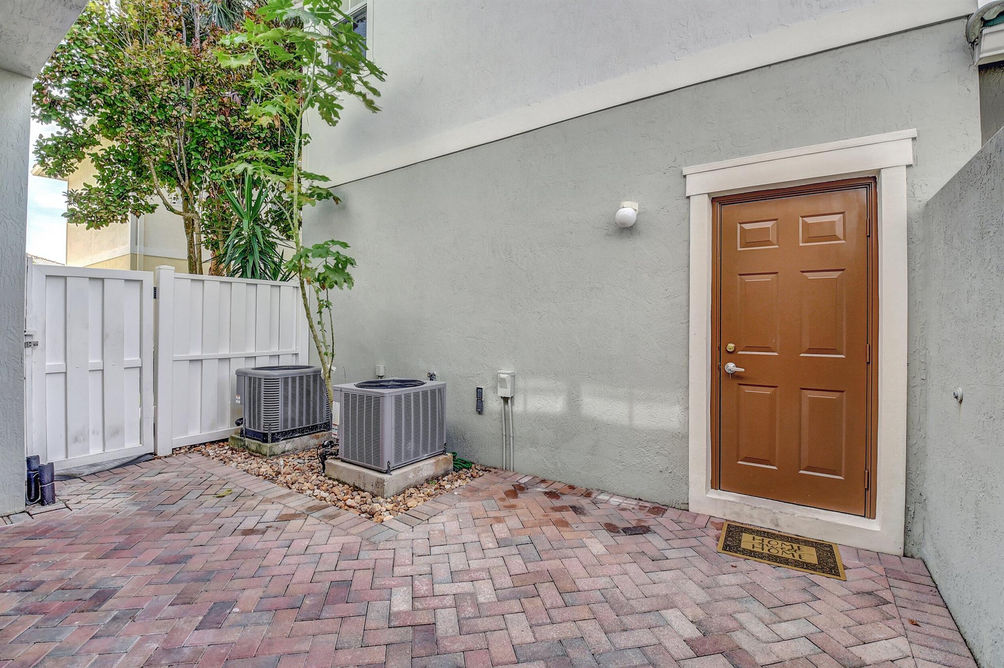 1125 NW 18th Avenue