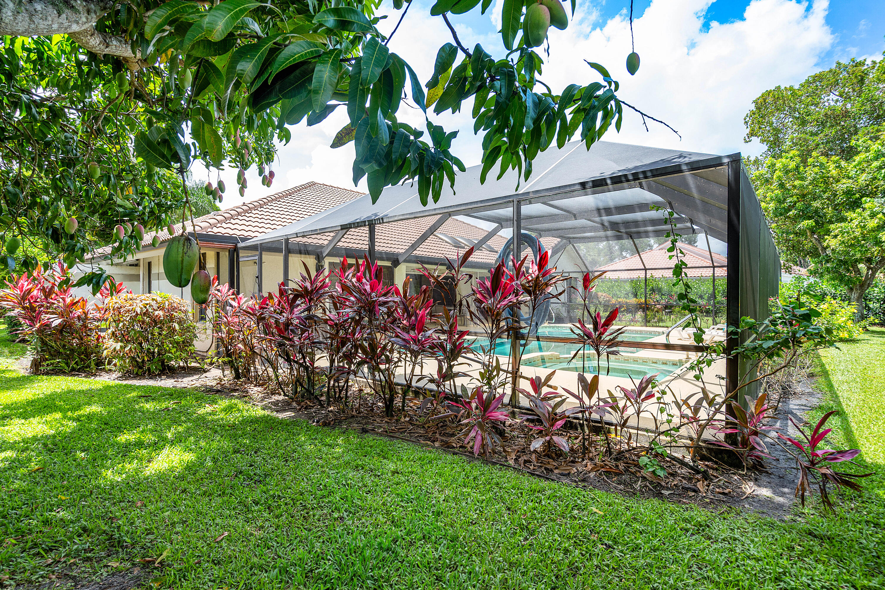 2029 Greenview Cove Drive