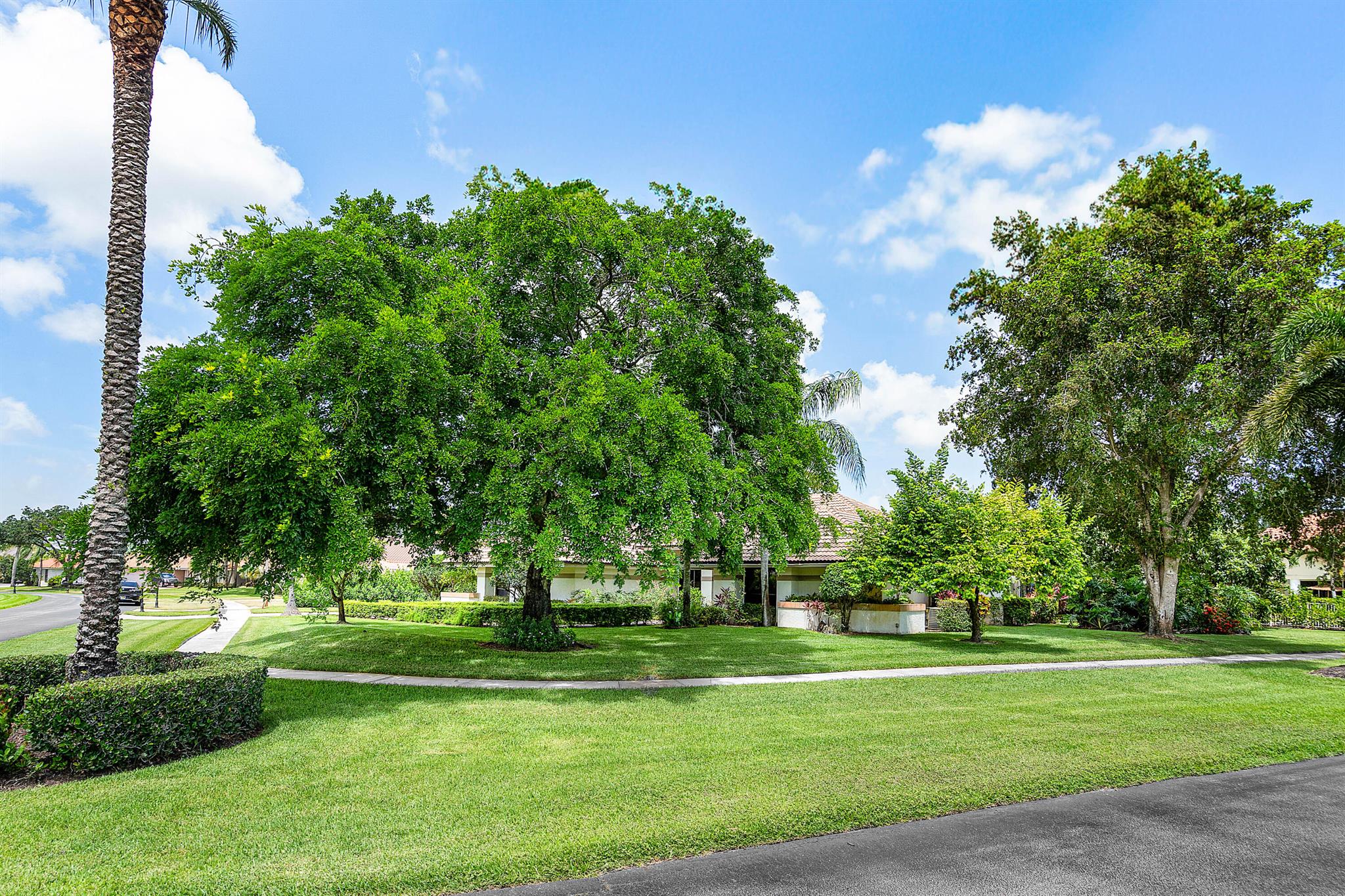 2029 Greenview Cove Drive