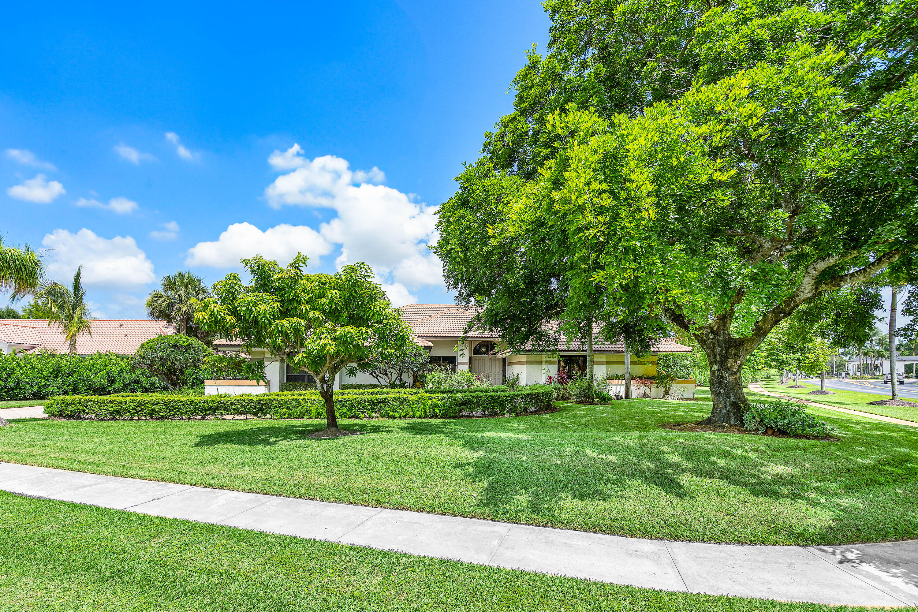 2029 Greenview Cove Drive