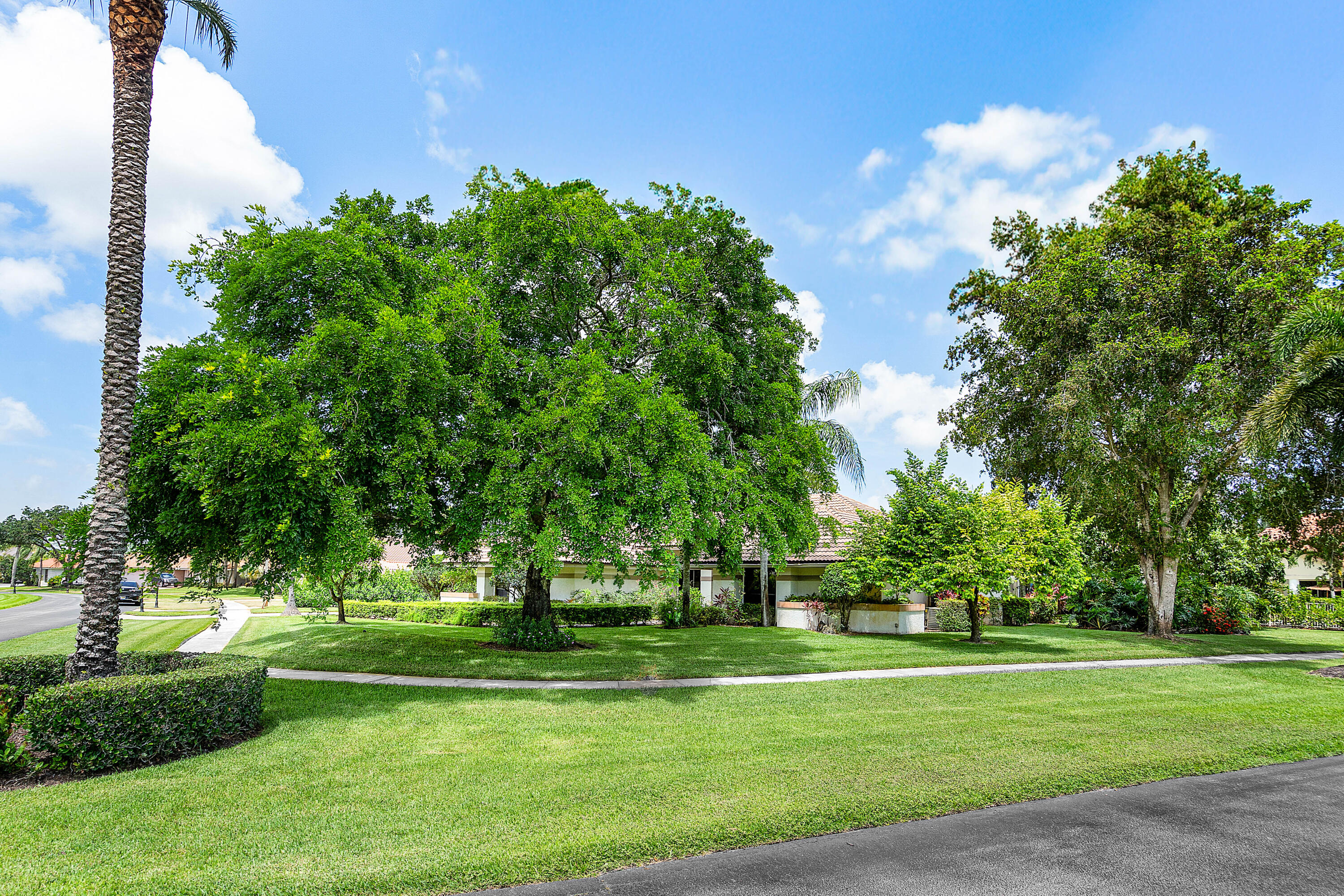 2029 Greenview Cove Drive