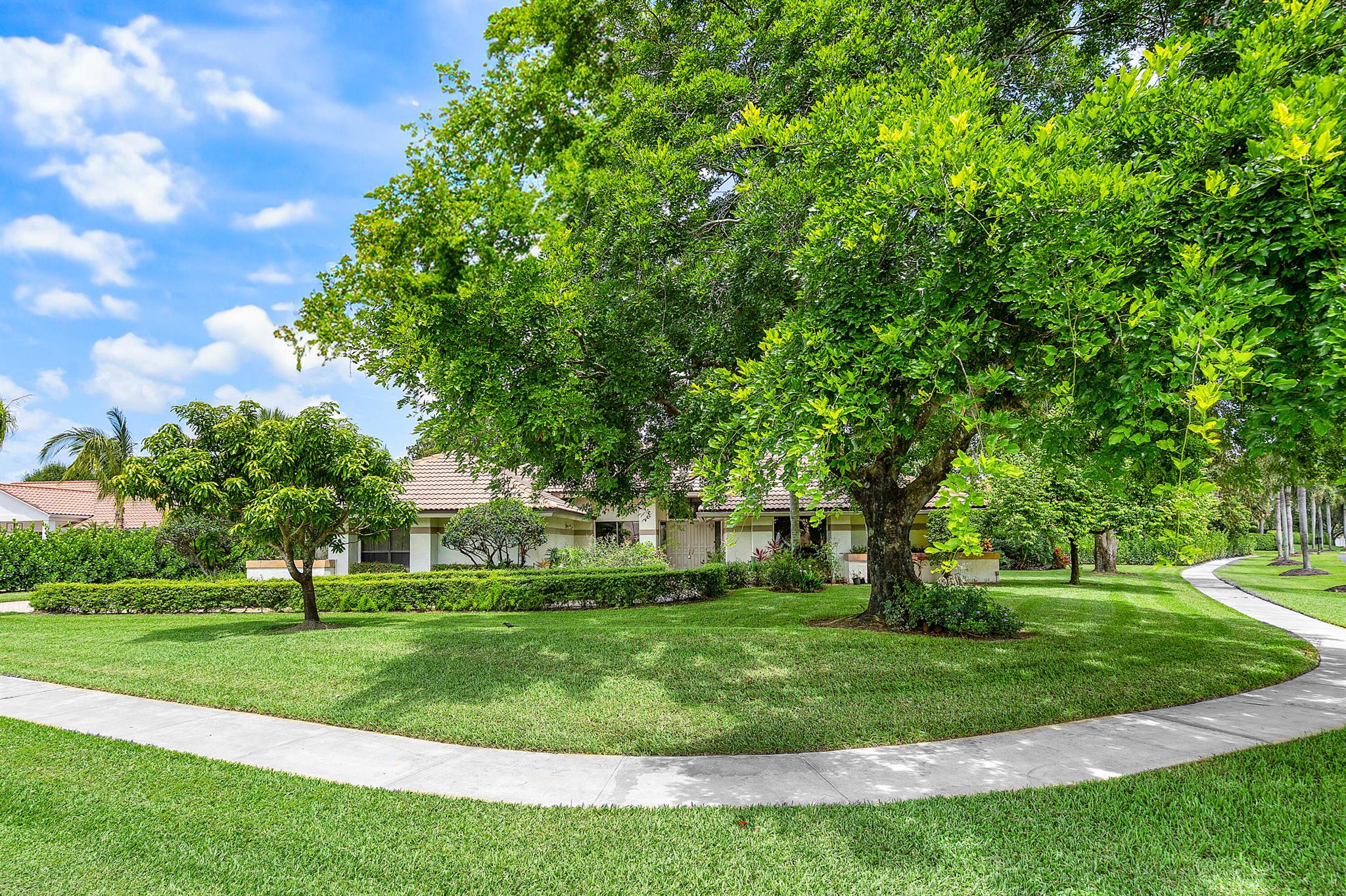 2029 Greenview Cove Drive