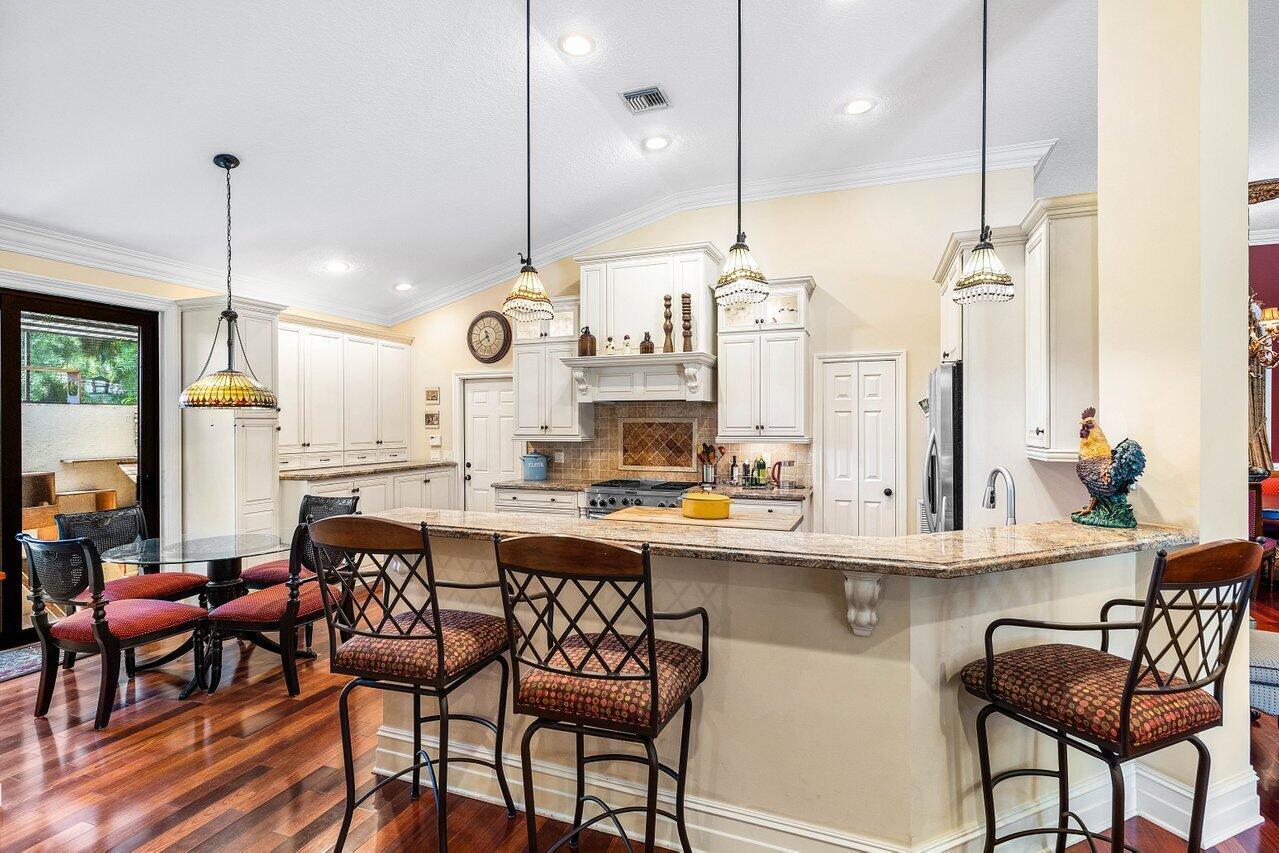 2455 Hampton Bridge Road