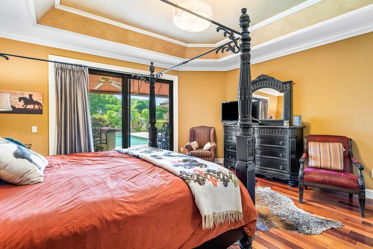 2455 Hampton Bridge Road