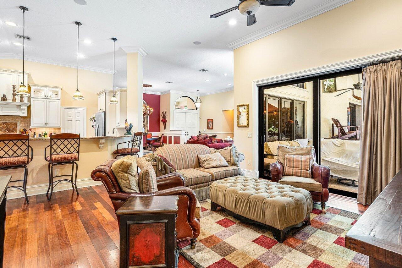 2455 Hampton Bridge Road