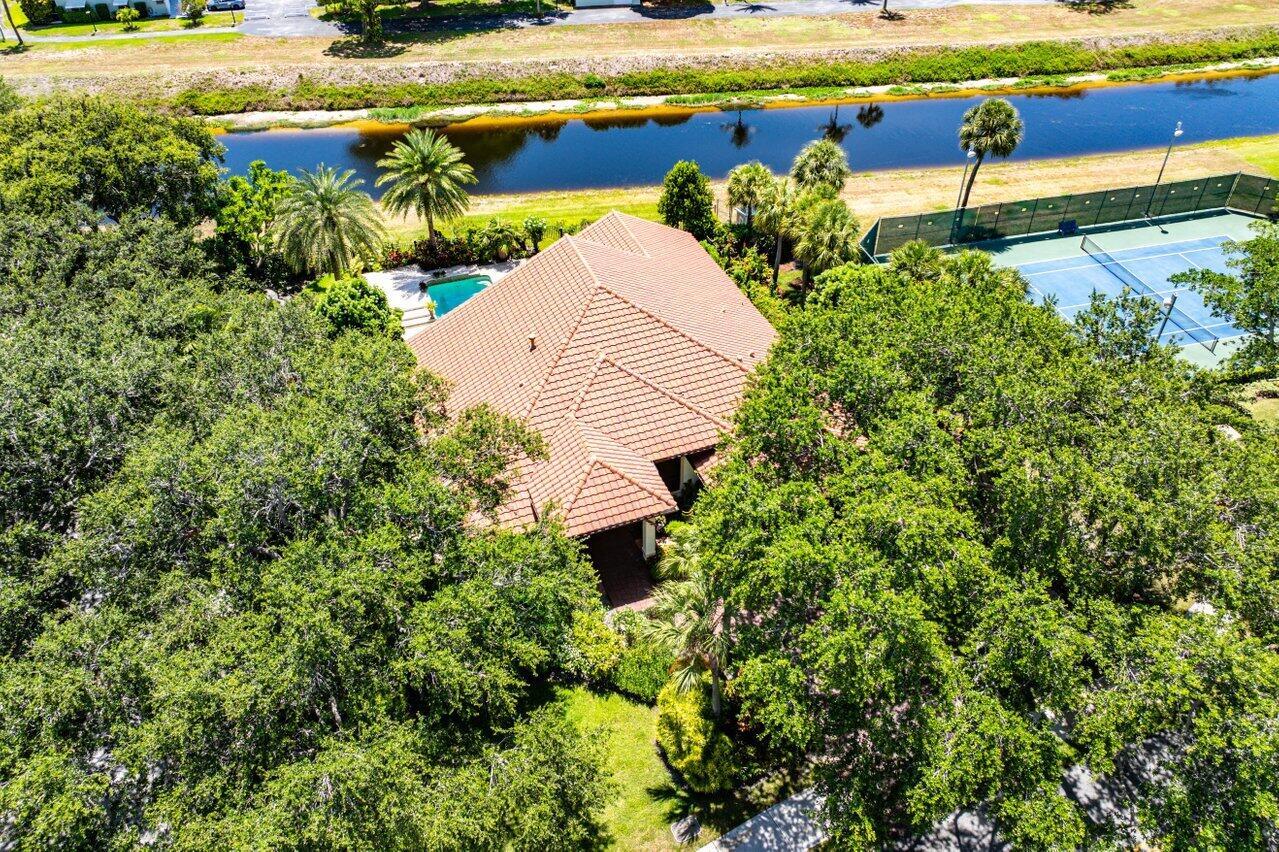 2455 Hampton Bridge Road