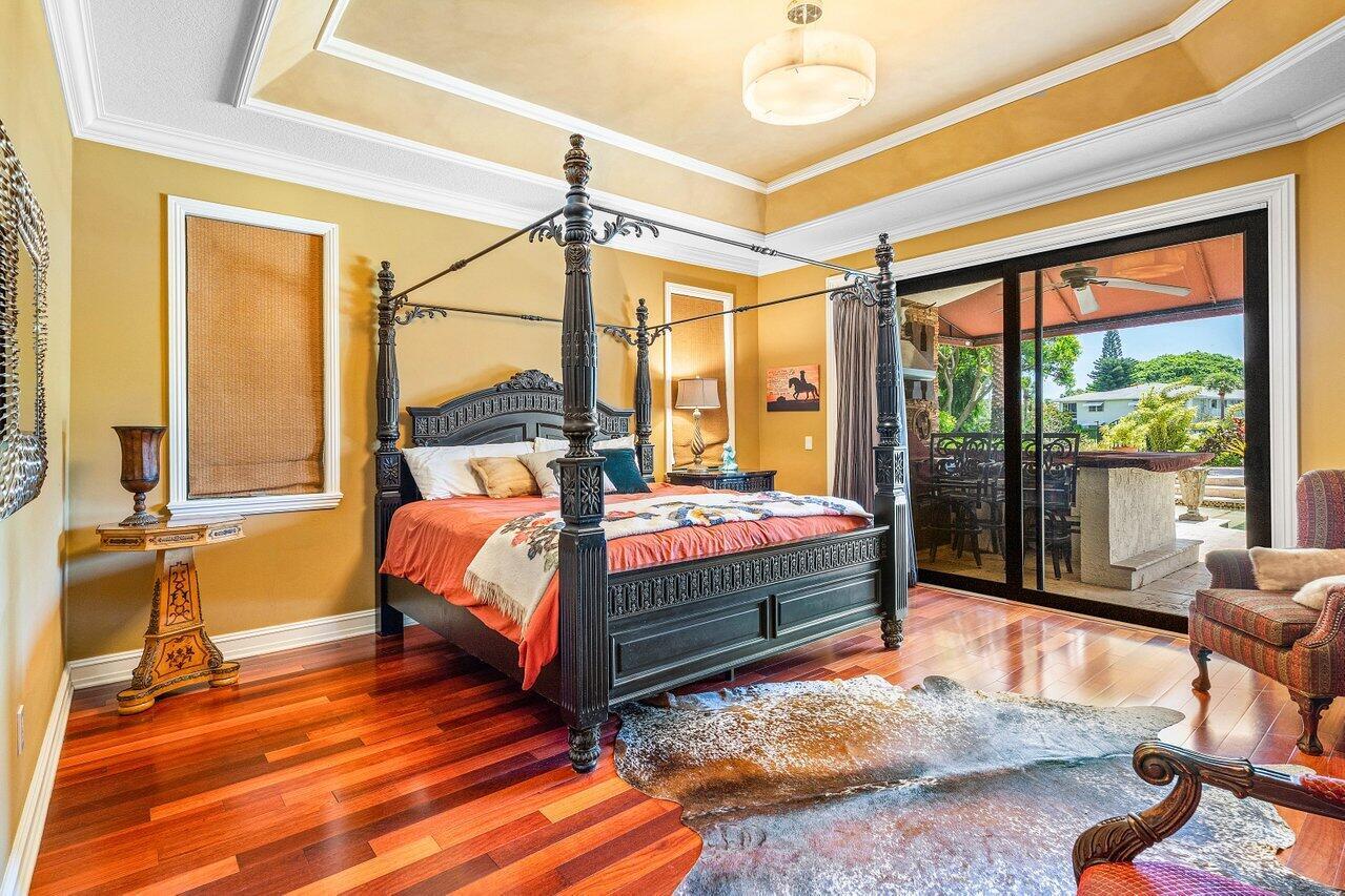 2455 Hampton Bridge Road