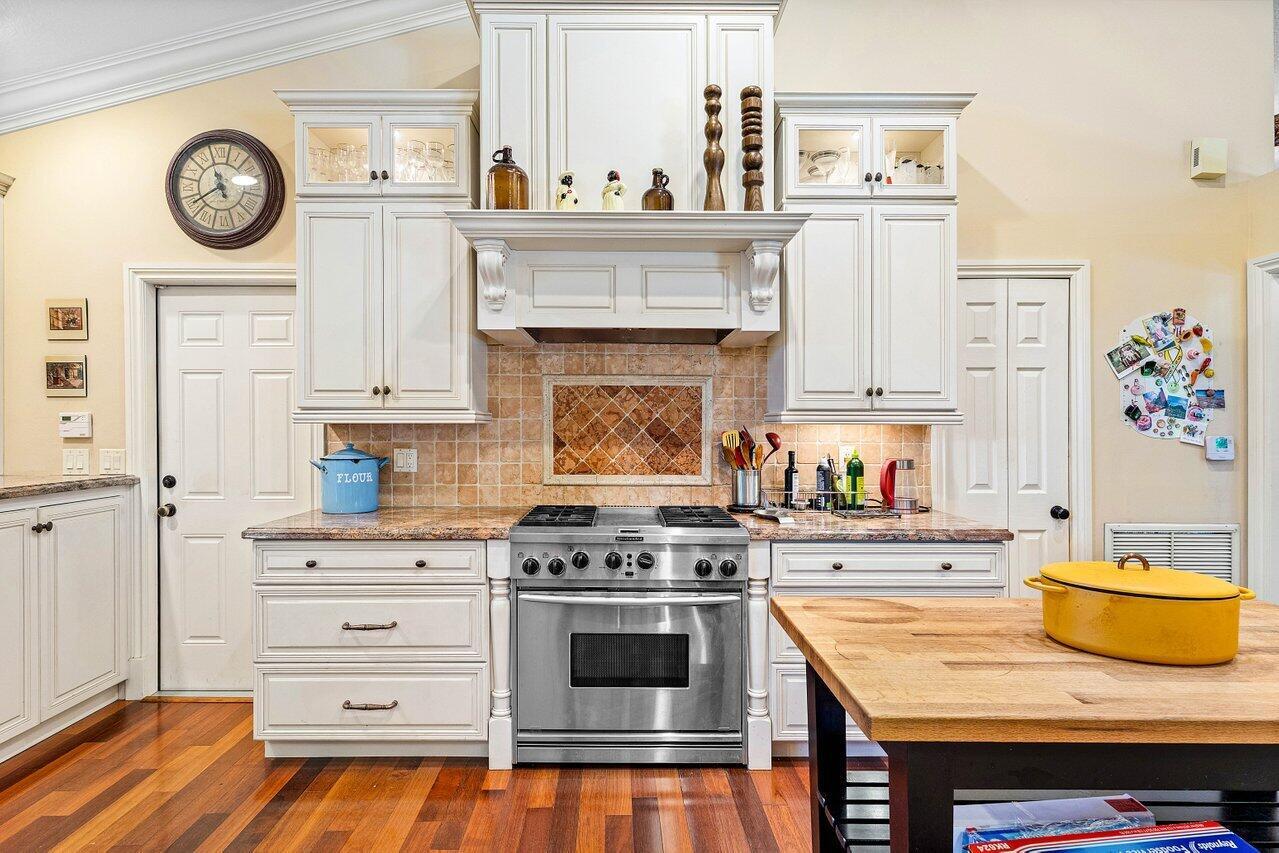 2455 Hampton Bridge Road