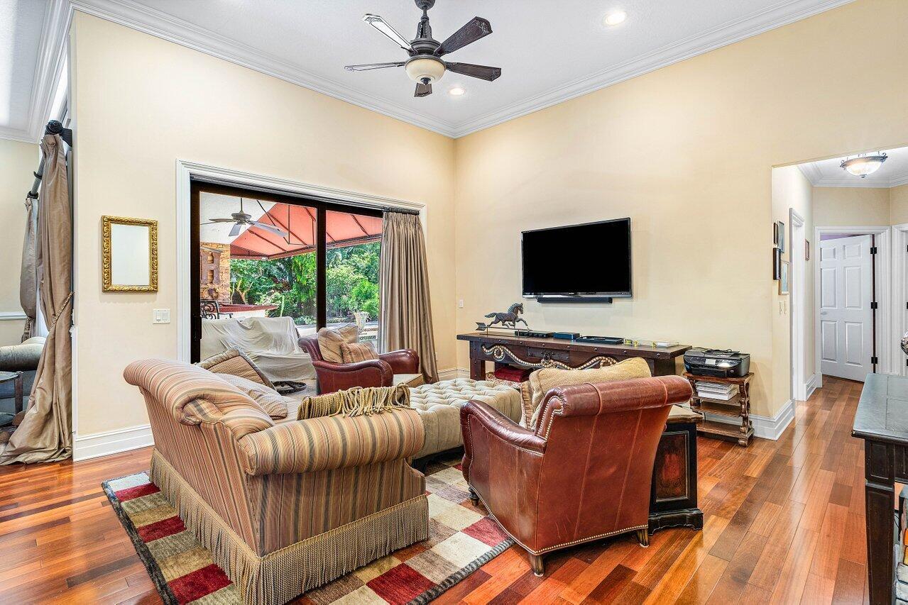 2455 Hampton Bridge Road