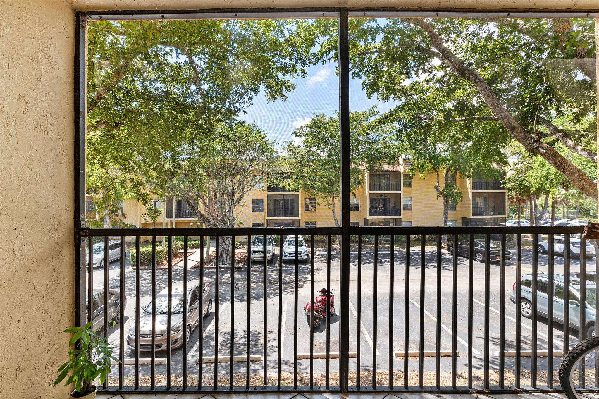 470 NW 20th Street 2110