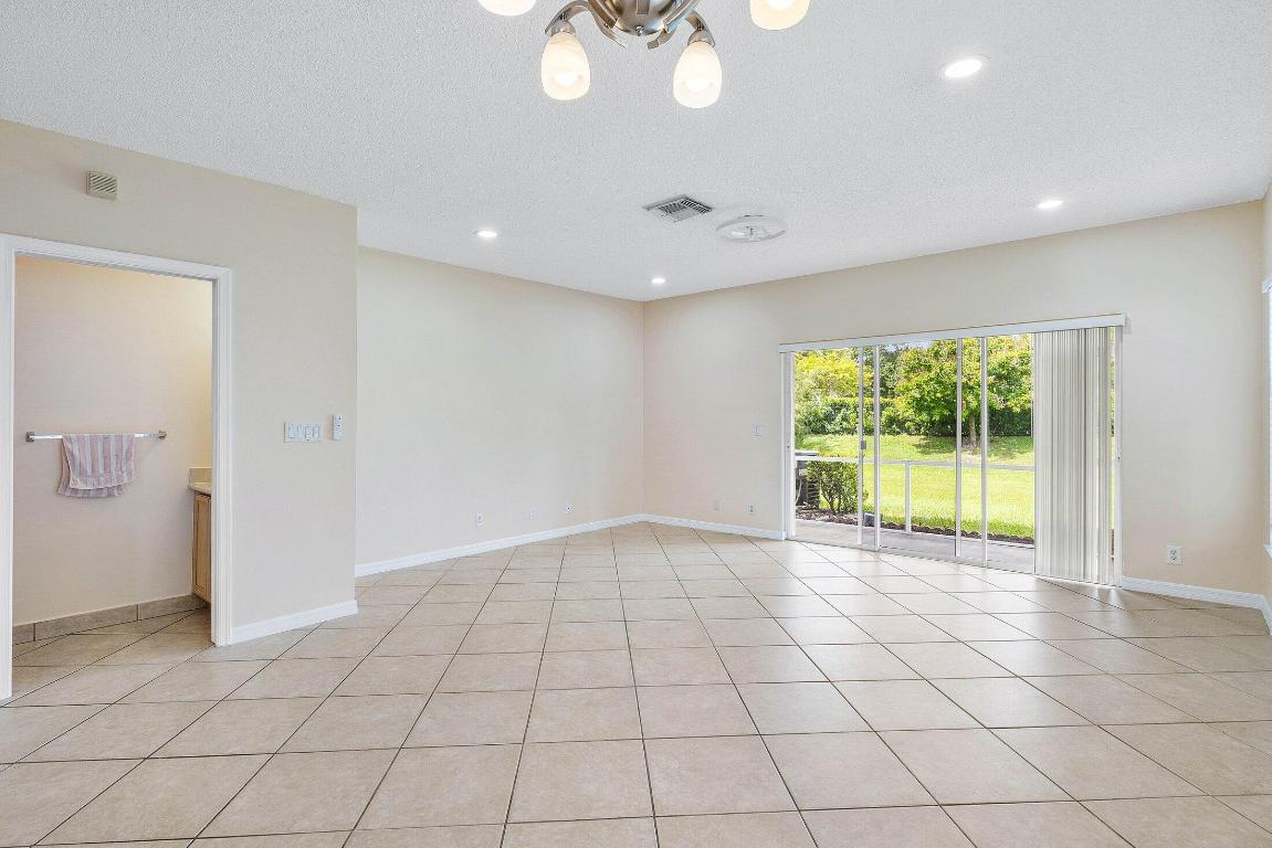 1559 Westchester Avenue