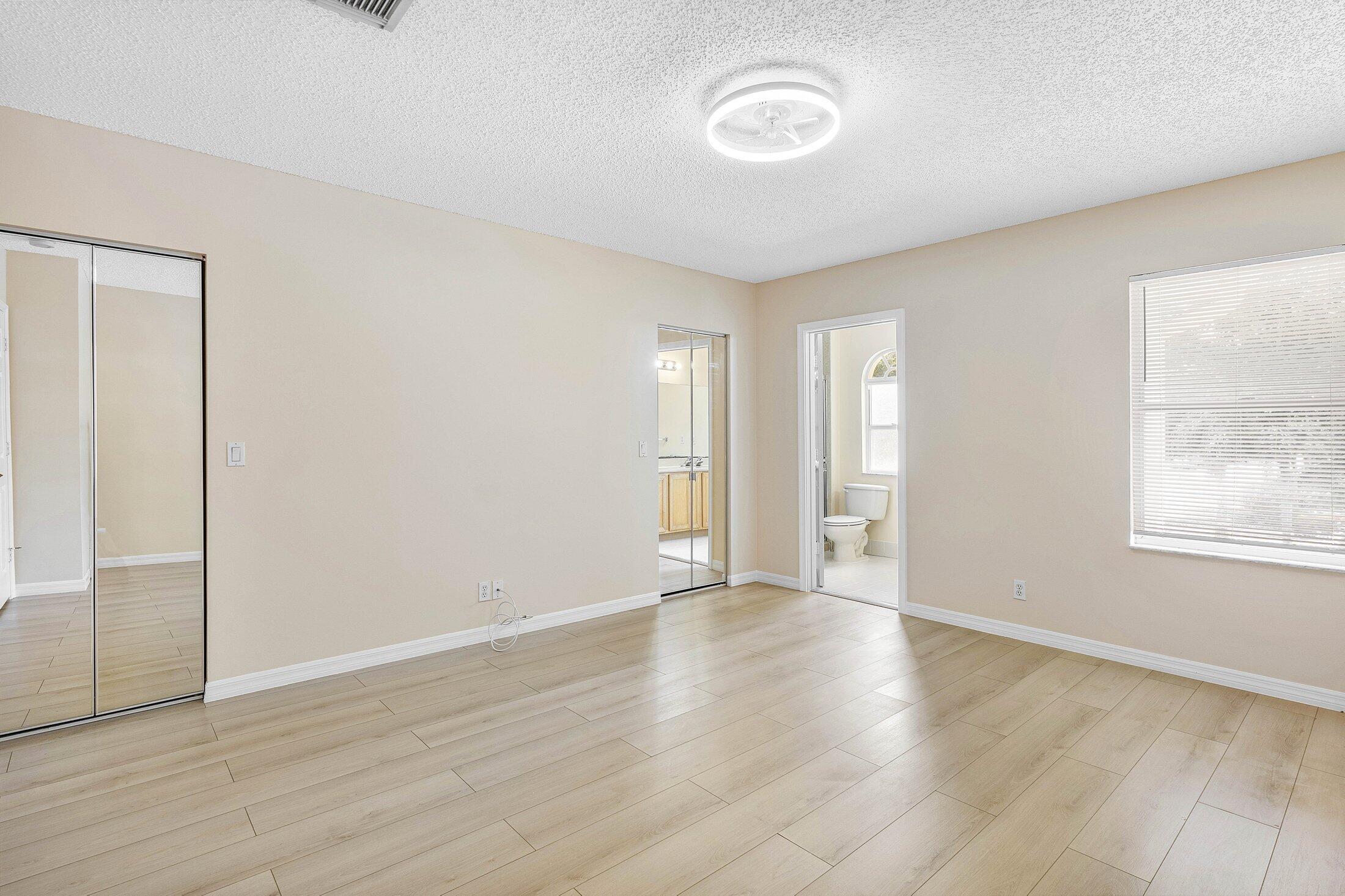 1559 Westchester Avenue