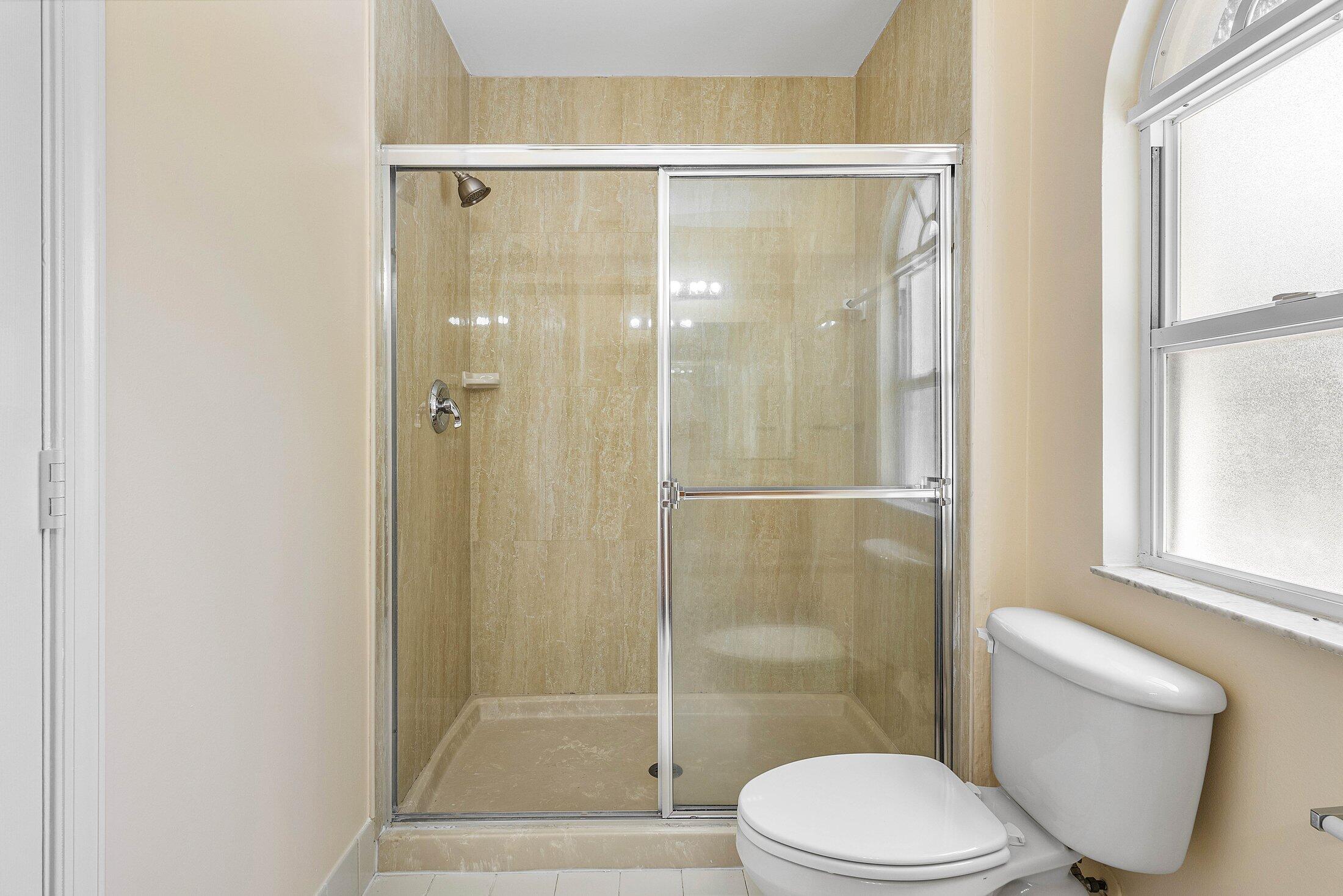 1559 Westchester Avenue