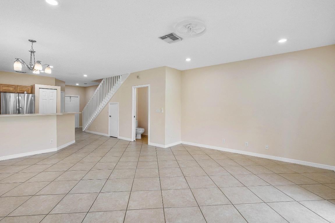 1559 Westchester Avenue